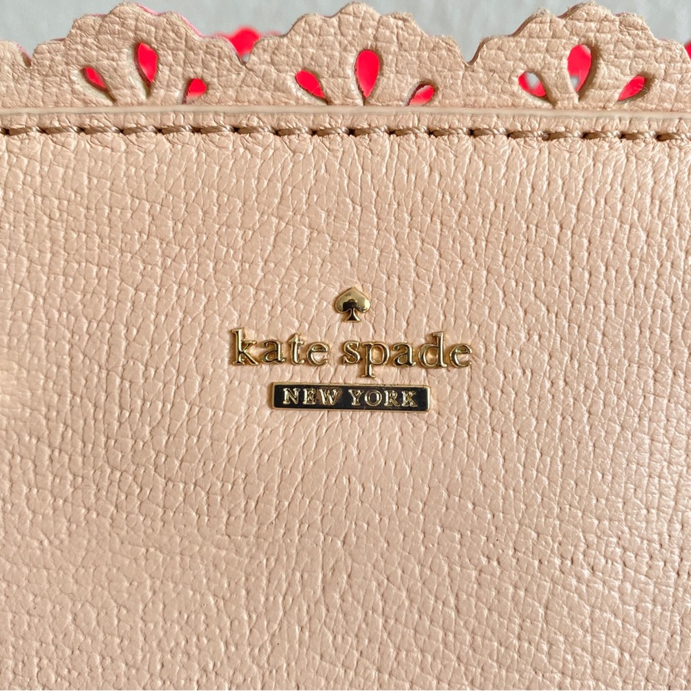 Kate Spade Peach scallop trim leather bag - Picture 8 of 8